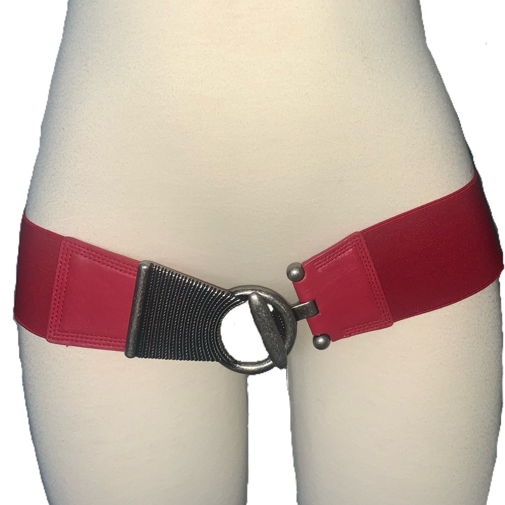Stretchy red faux leather and metal belt